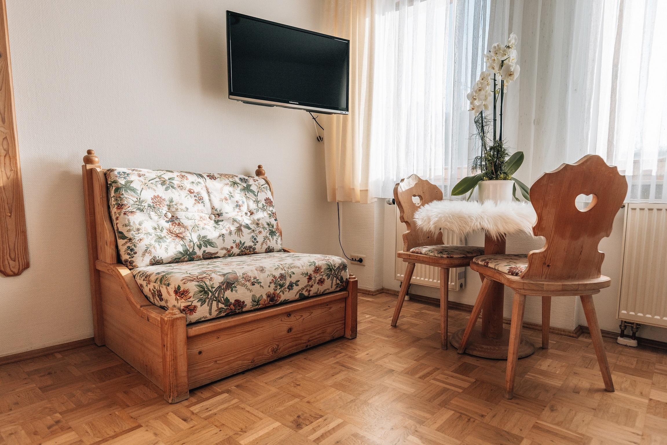 Hotel Krone Тауберреттерсхайм Экстерьер фото